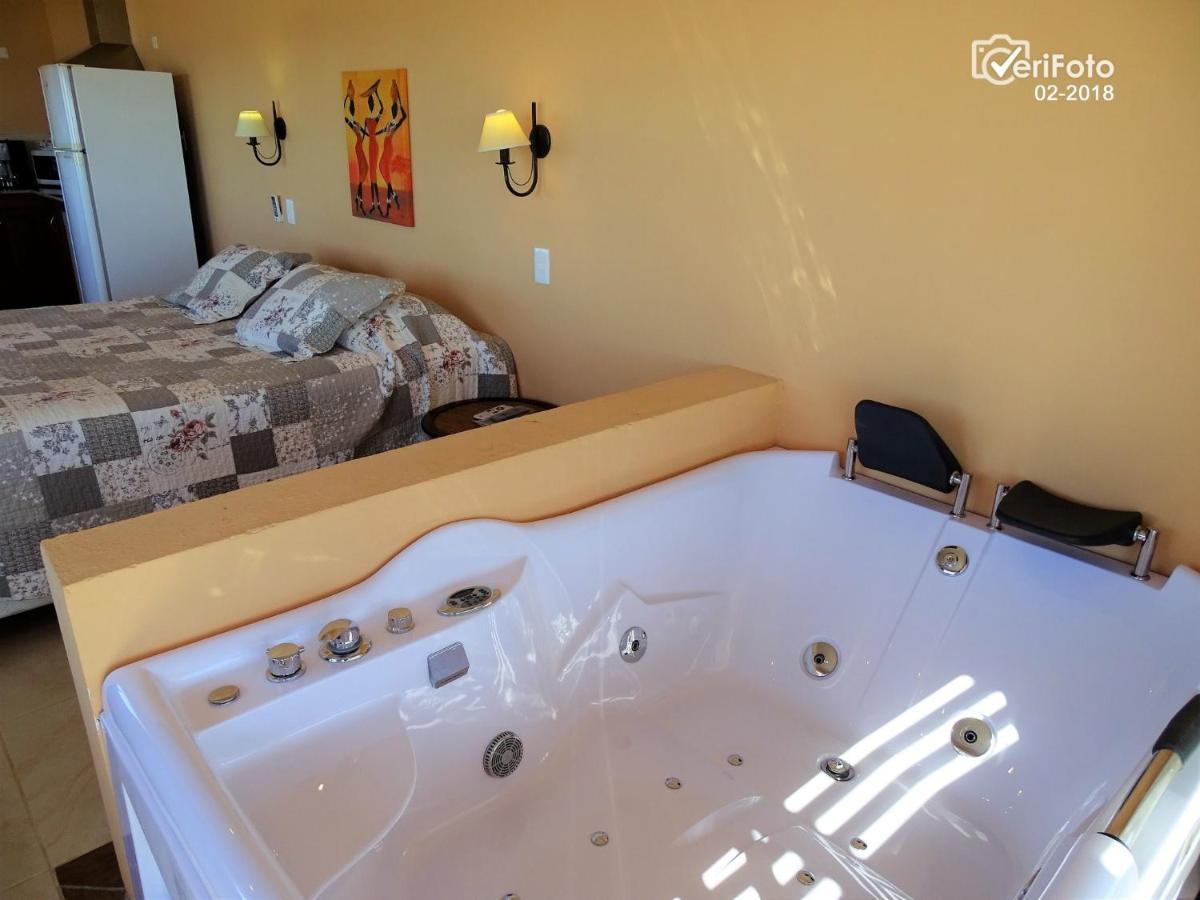 Hotel Aquarella Пунта-дель-Дьябло Экстерьер фото